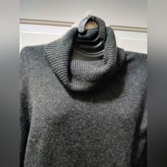 Retrology 2X turtle neck sweater - Picture 4 of 14